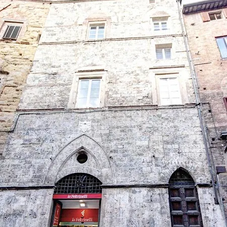 Palazzo Bichi Ruspoli-Historical Home-Very Central *